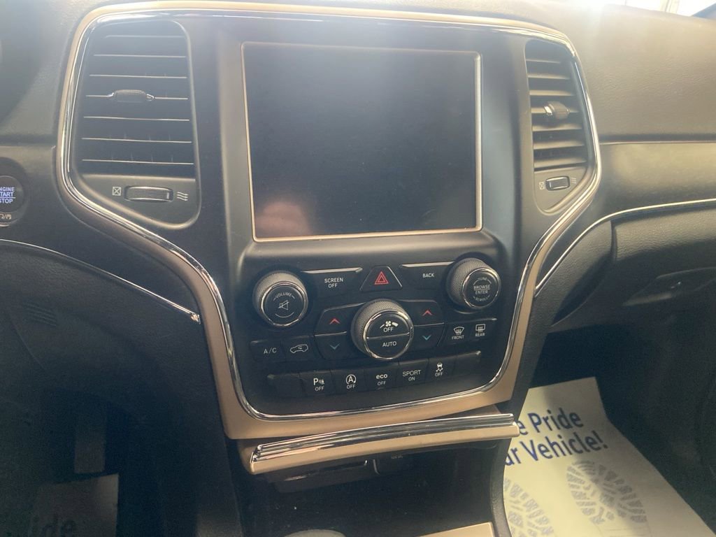 Used 2017 Jeep Grand Cherokee Limited image 28