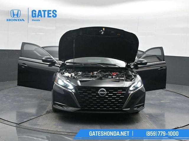 Used 2024 Nissan Altima 2.5 SR w/ SR Premium Package image 59