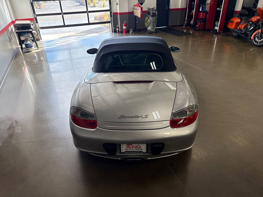 Used 2004 Porsche Boxster S image 27