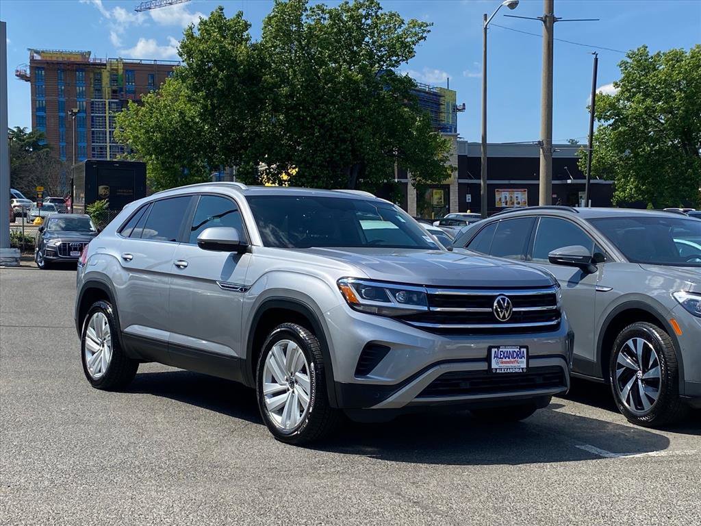Used 2020 Volkswagen Atlas Cross Sport SE w/ Panoramic Sunroof Package