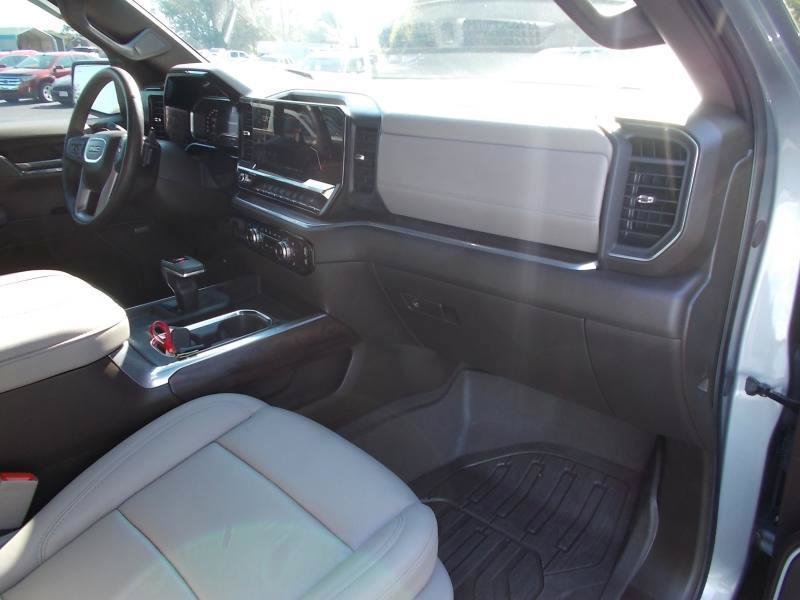 Used 2025 GMC Sierra 1500 SLT w/ SLT Premium Plus Package AWD/4WD image 24