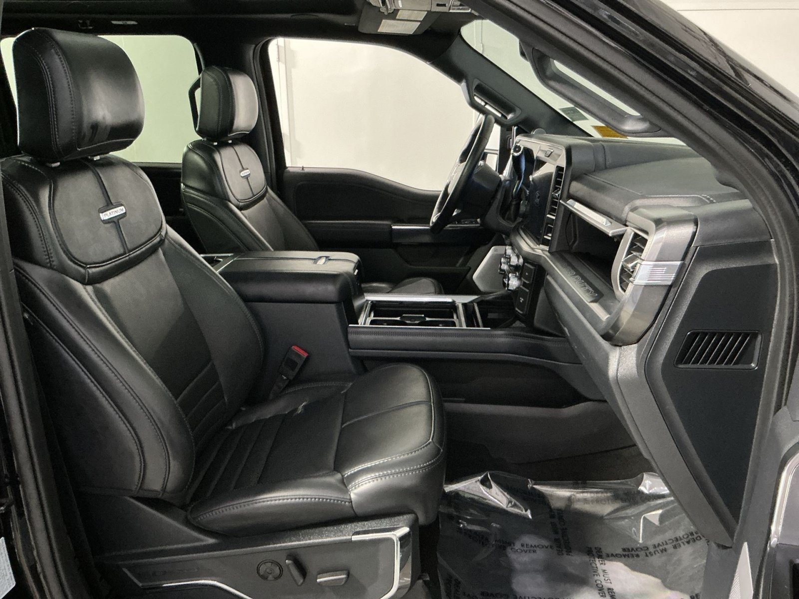 Used 2025 Ford F250 Platinum AWD/4WD image 26