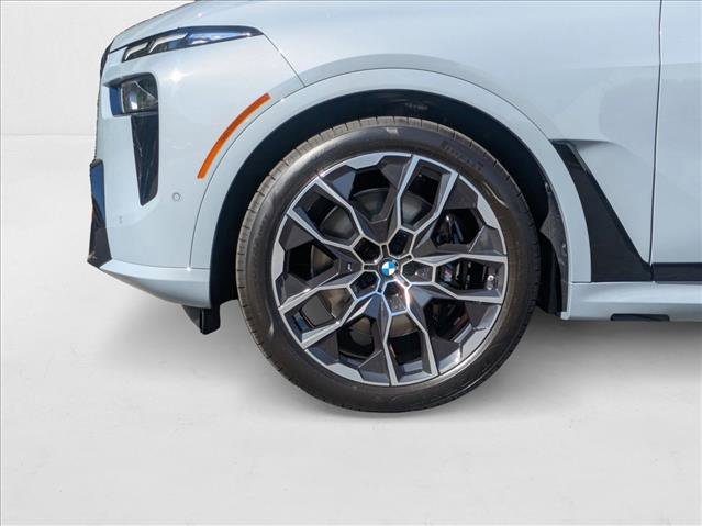 New 2026 BMW X7 M60i image 10