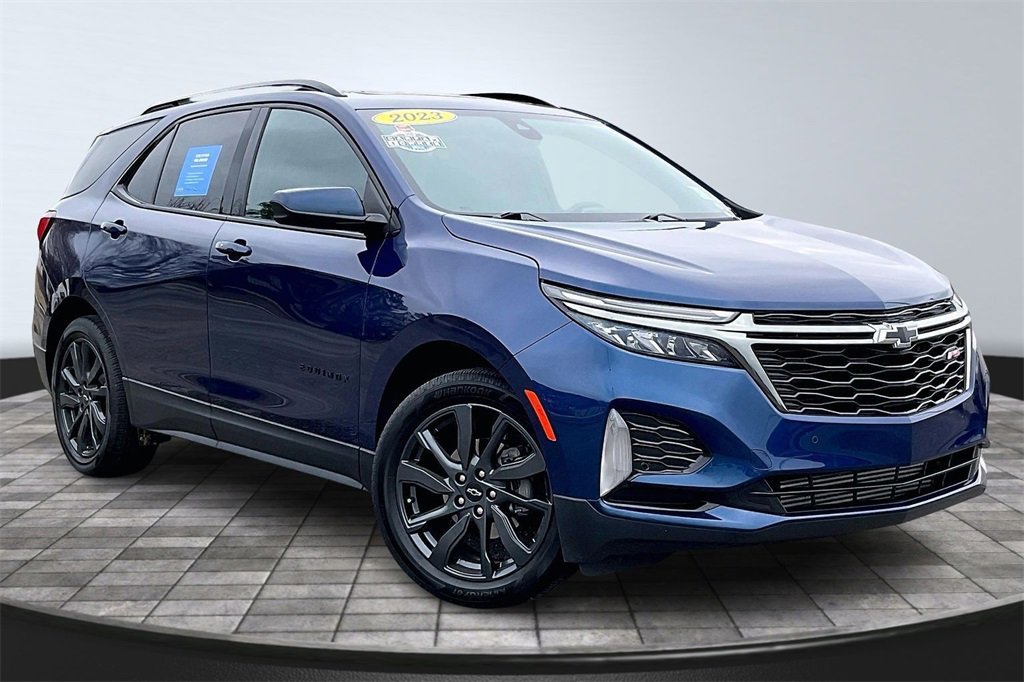 Used 2023 Chevrolet Equinox RS image 12