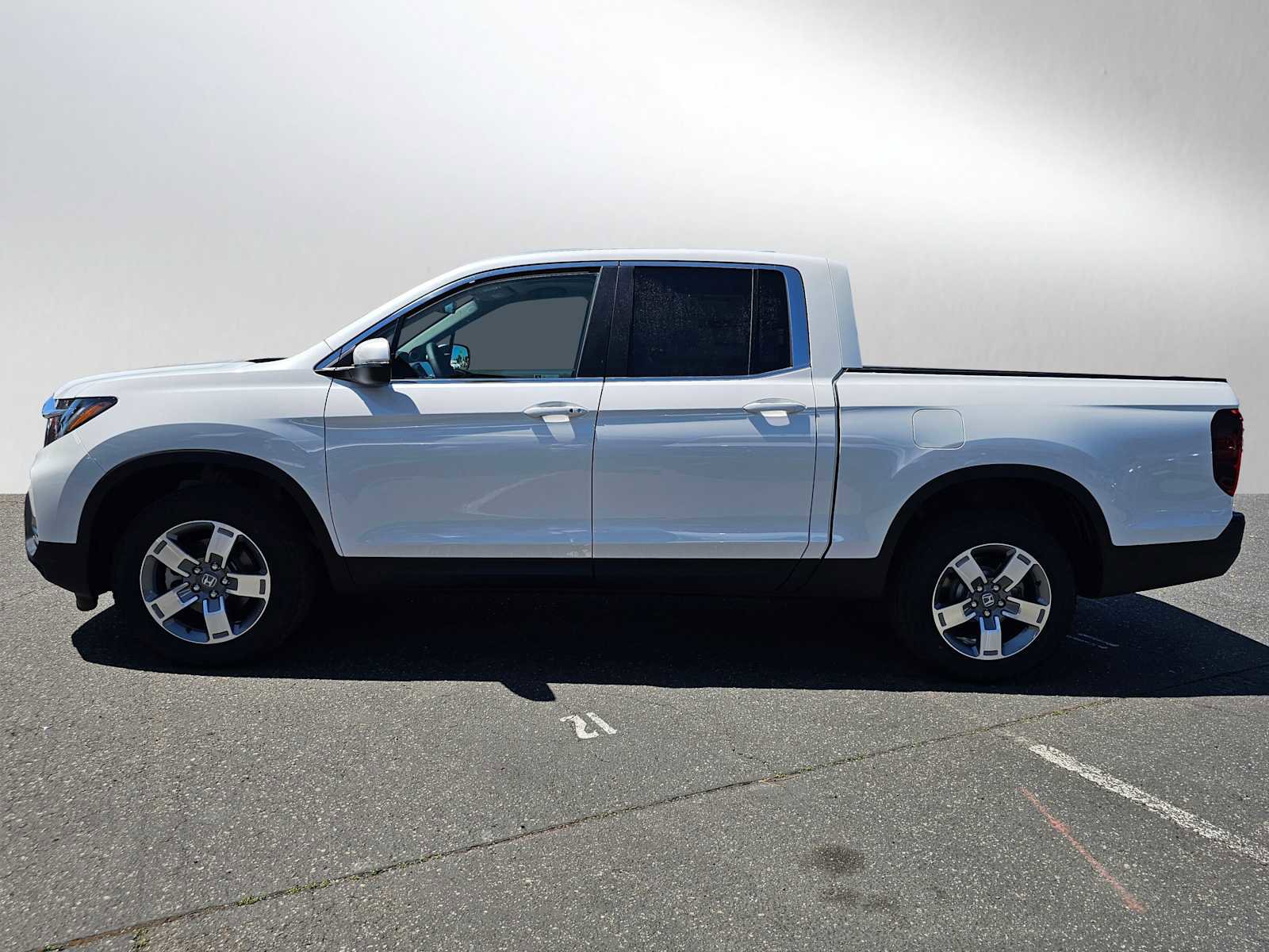 New 2025 Honda Ridgeline RTL image 2