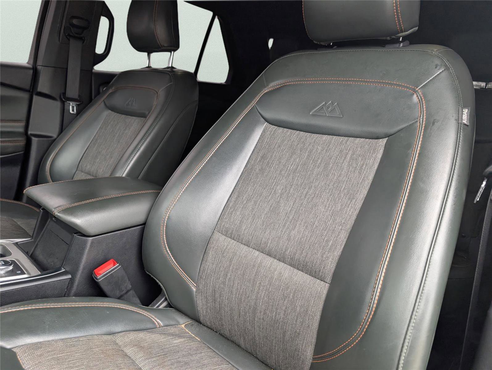 Used 2022 Ford Explorer Timberline image 11