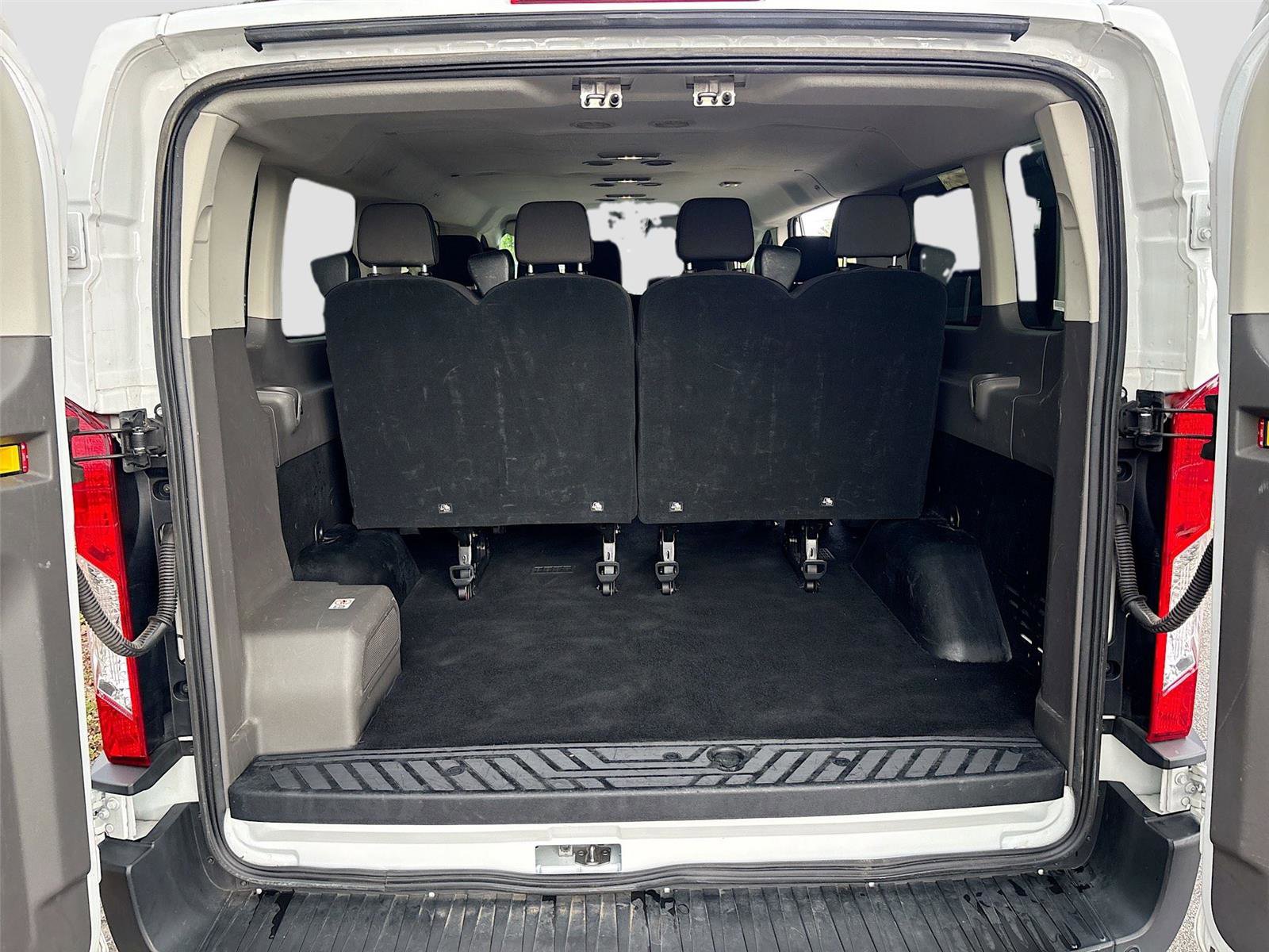 Used 2024 Ford Transit 350 XLT image 25