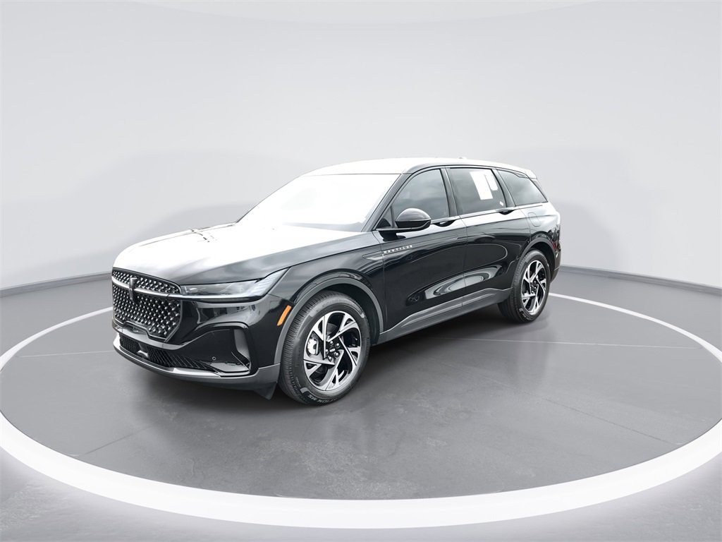 Used 2025 Lincoln Nautilus Premier w/ Jet Appearance Package image 4