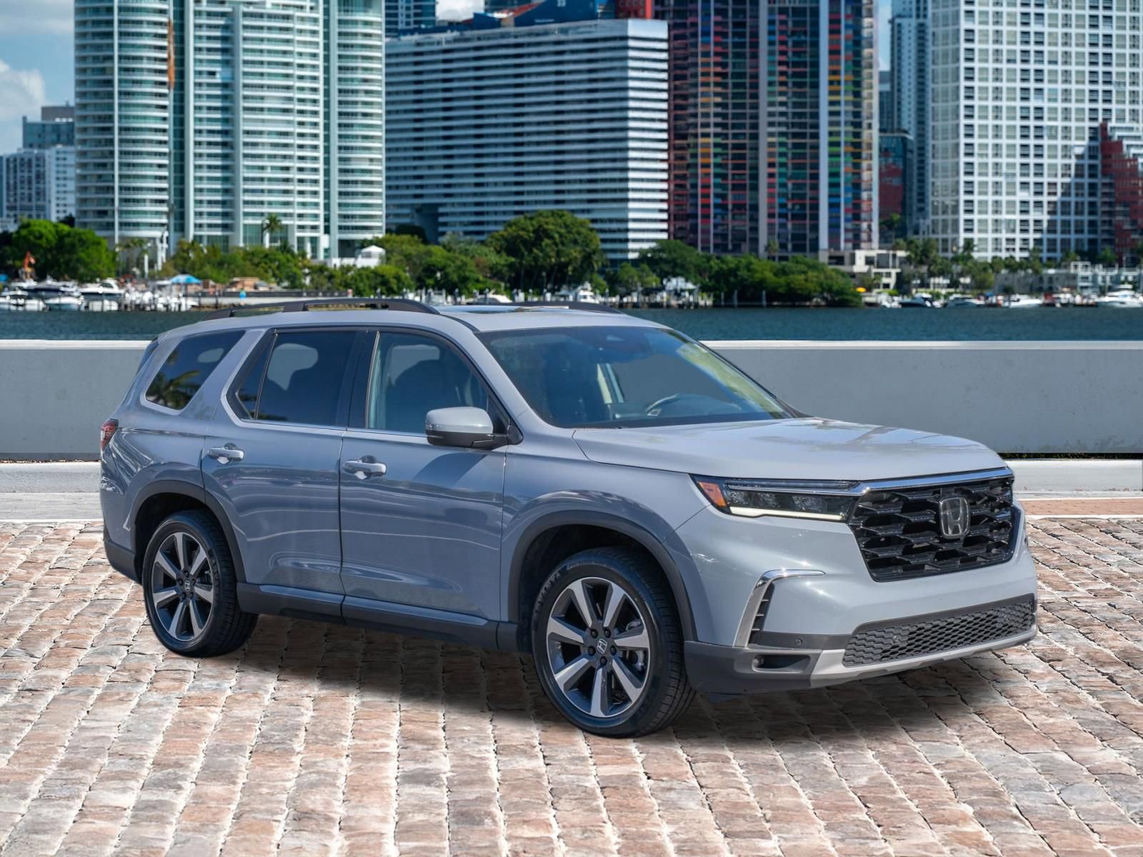 Certified 2023 Honda Pilot Touring video 3