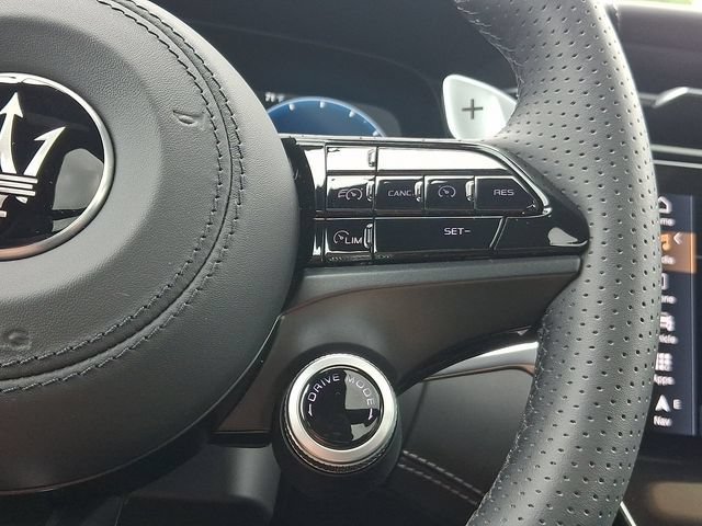 Certified 2025 Maserati Grecale GT AWD/4WD image 40
