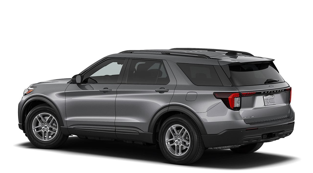 New 2026 Ford Explorer Active RWD image 2