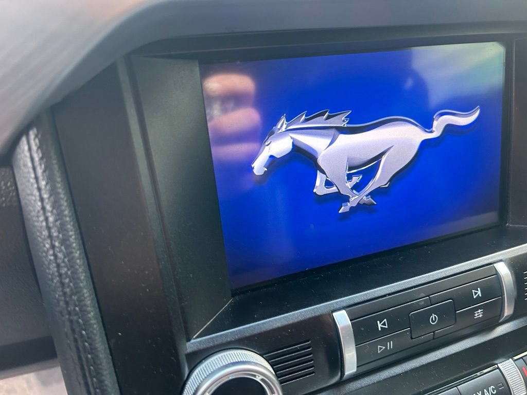 Used 2022 Ford Mustang Premium RWD image 9