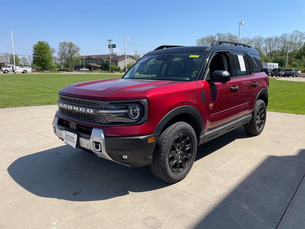 Used 2025 Ford Bronco Sport Badlands AWD/4WD image 2