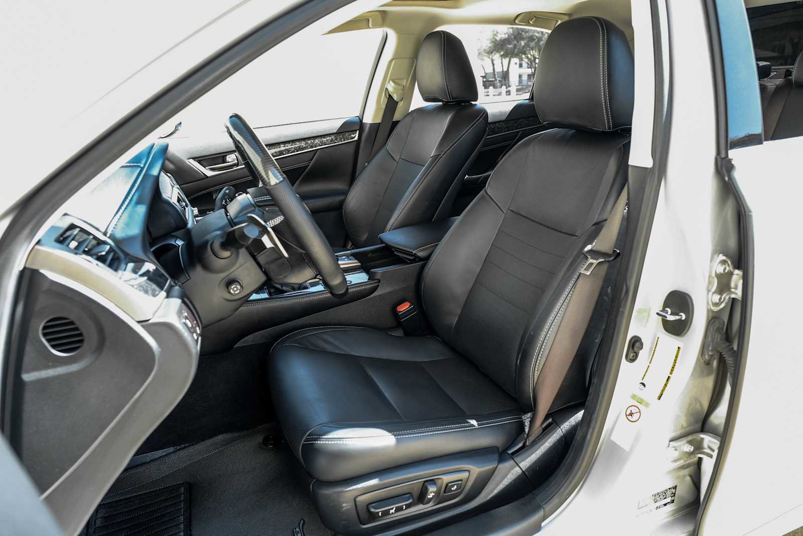 Used 2018 Lexus GS 450h image 36