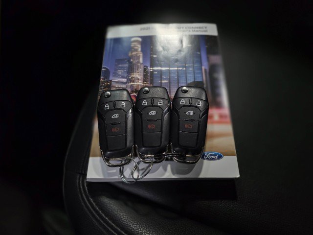 Used 2022 Ford Transit Connect XL image 33
