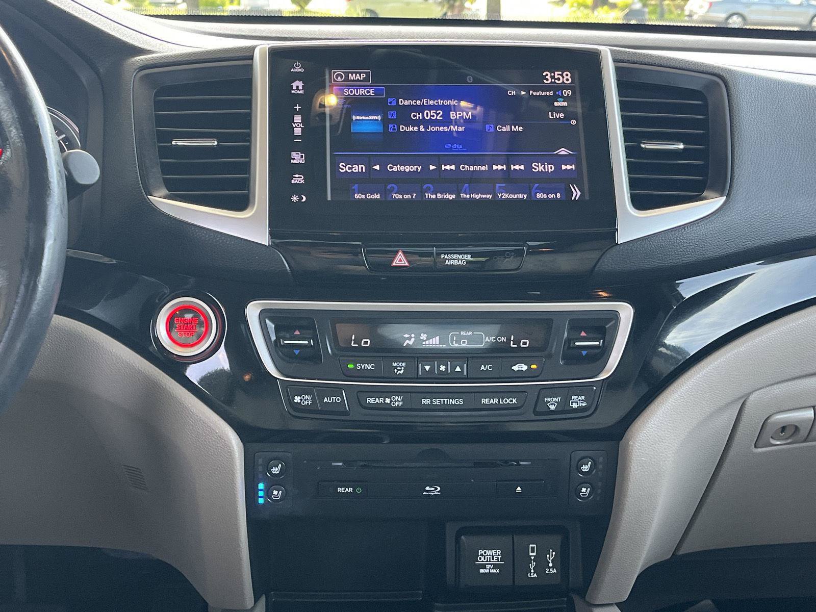 Used 2018 Honda Pilot Elite image 22