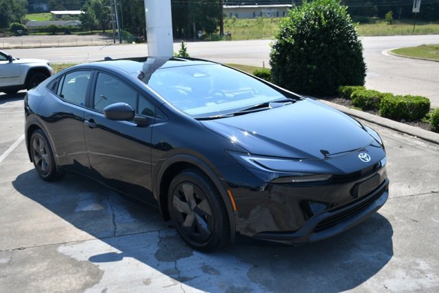 New 2026 Toyota Prius LE image 8