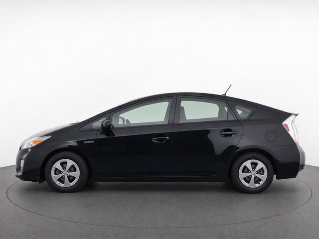 Used 2015 Toyota Prius Three w/ Preferred Accessory Package FWD image 4