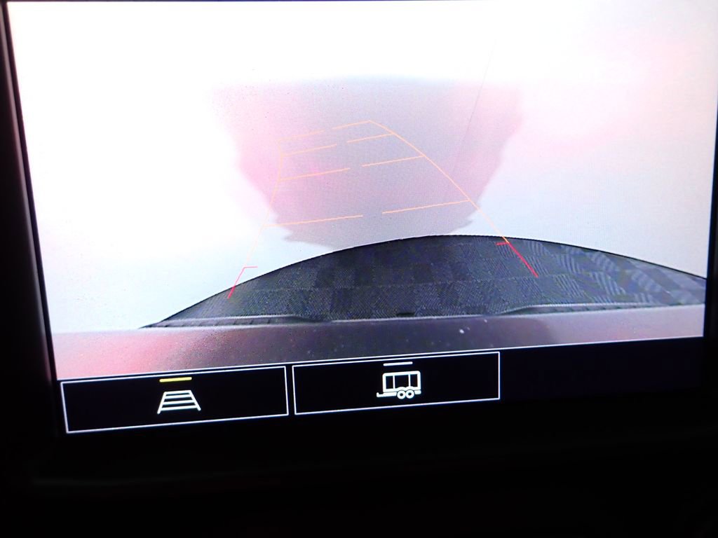 Used 2021 Chevrolet Silverado 1500 LT w/ Z71 Off-Road Package image 4