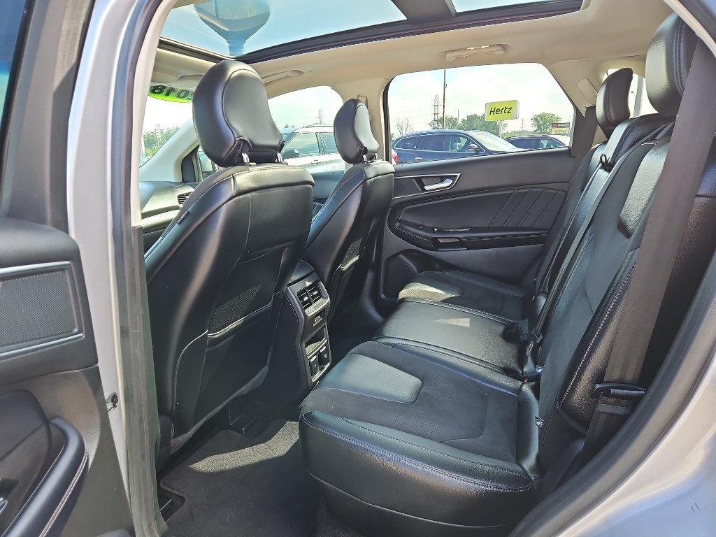 Used 2018 Ford Edge Sport w/ Equipment Group 401A AWD/4WD image 13