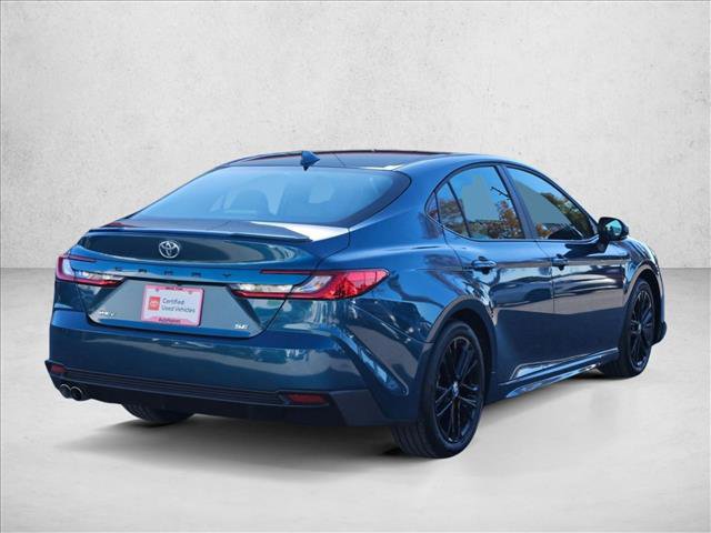 Used 2025 Toyota Camry SE image 5