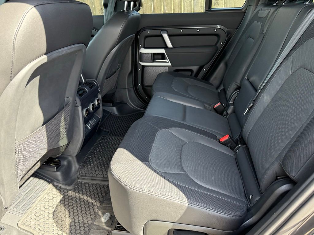 Certified 2023 Land Rover Defender 110 X-Dynamic SE image 35