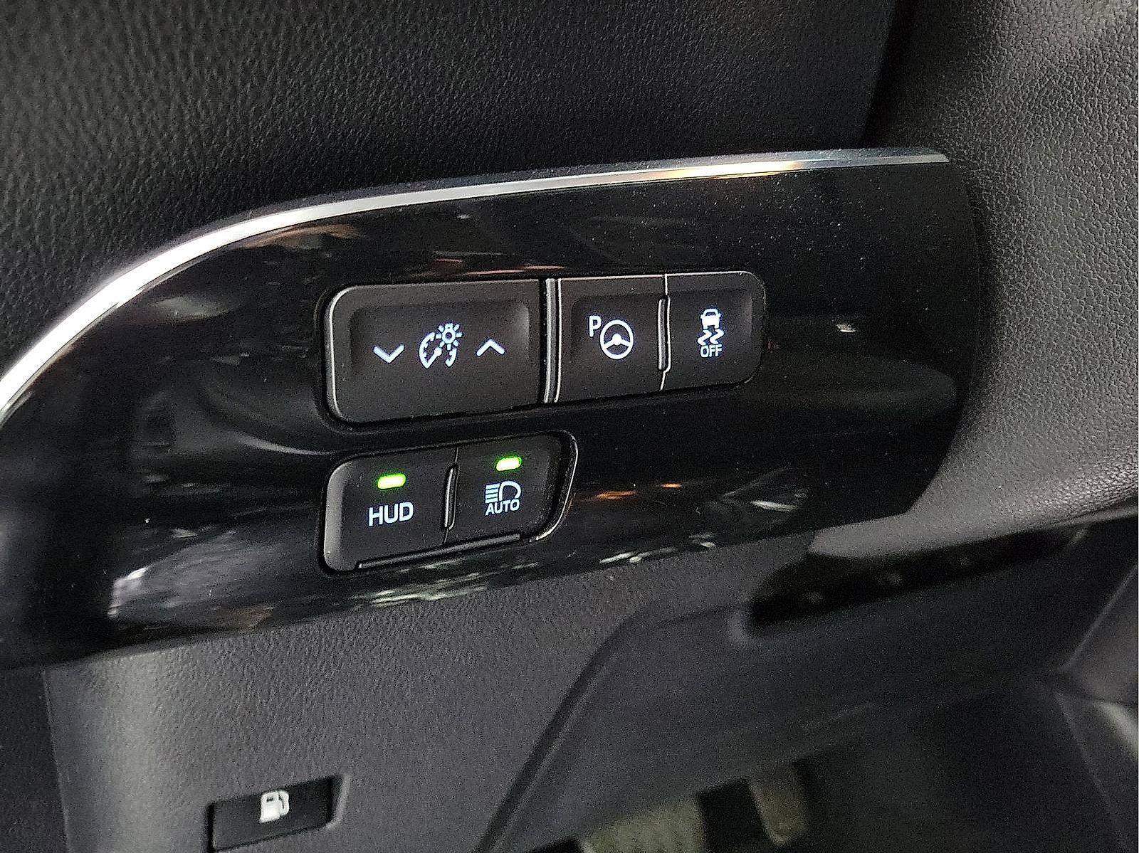 Certified 2019 Toyota Prius Limited image 13