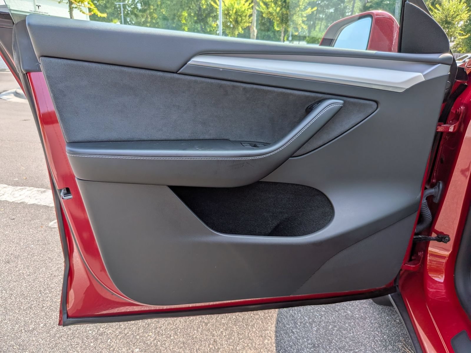 Used 2023 Tesla Model Y Long Range AWD/4WD image 12