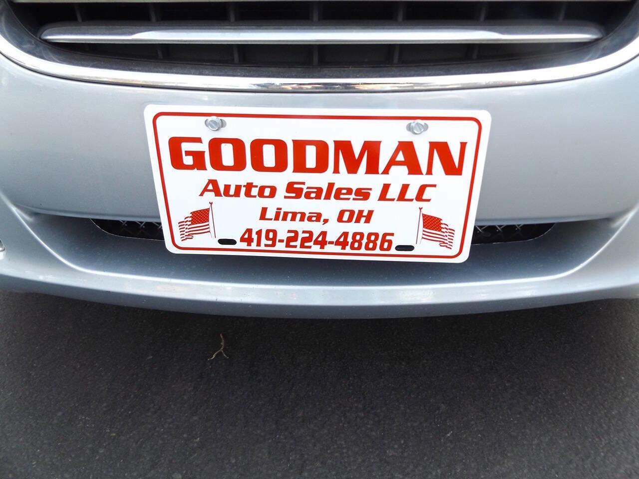 Used 2013 Chrysler 300 w/ Driver Convenience Group image 4