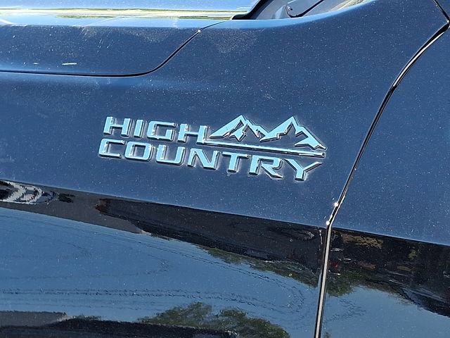 Used 2024 Chevrolet Tahoe High Country AWD/4WD image 29