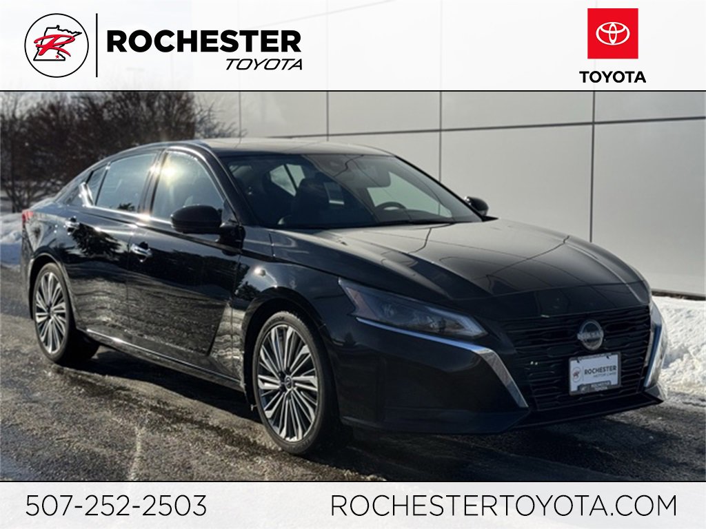 Used 2023 Nissan Altima 2.5 SL