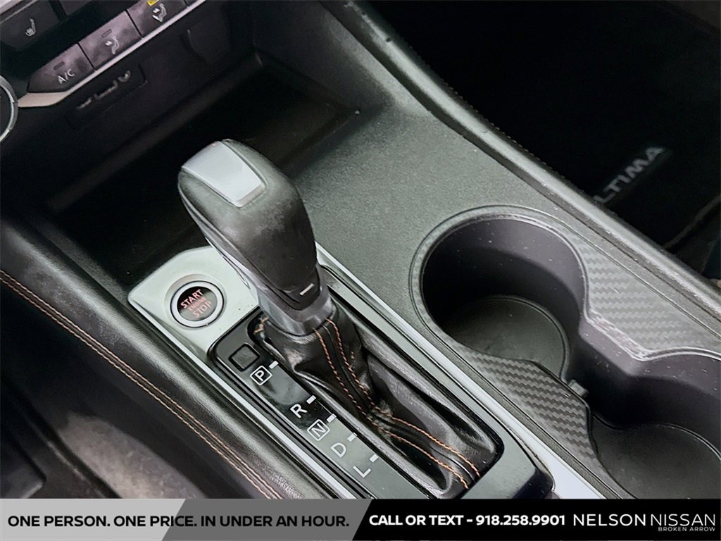 Used 2019 Nissan Altima 2.5 SR w/ SR Premium Package image 16