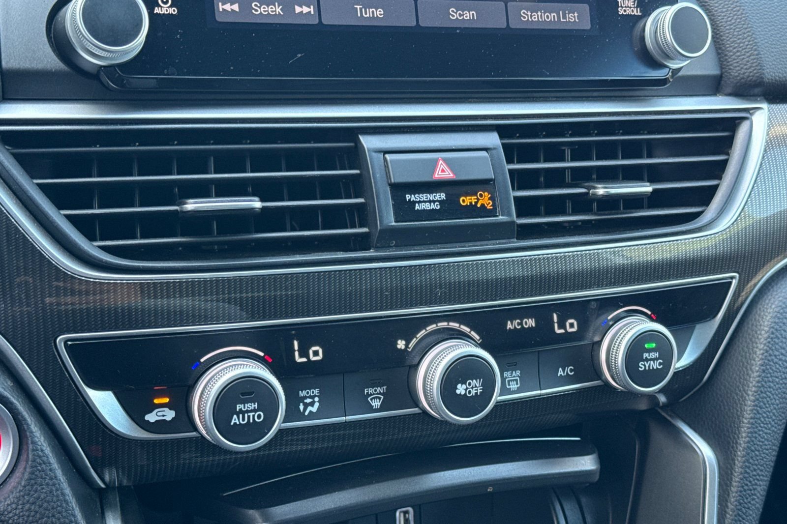 Used 2019 Honda Accord Sport image 24