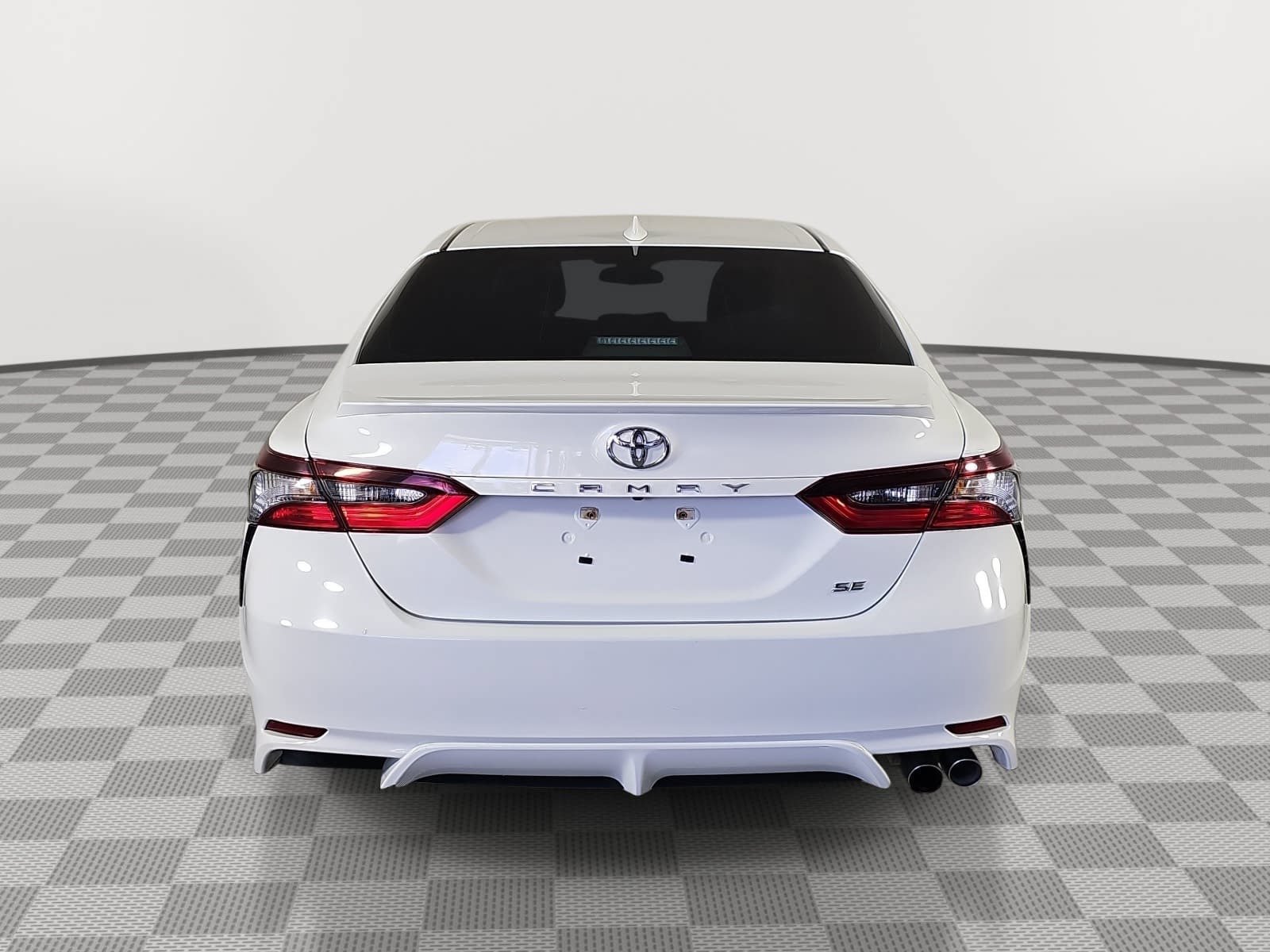 Used 2023 Toyota Camry SE FWD image 7
