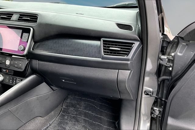 Certified 2025 Nissan Leaf SV Plus FWD image 25