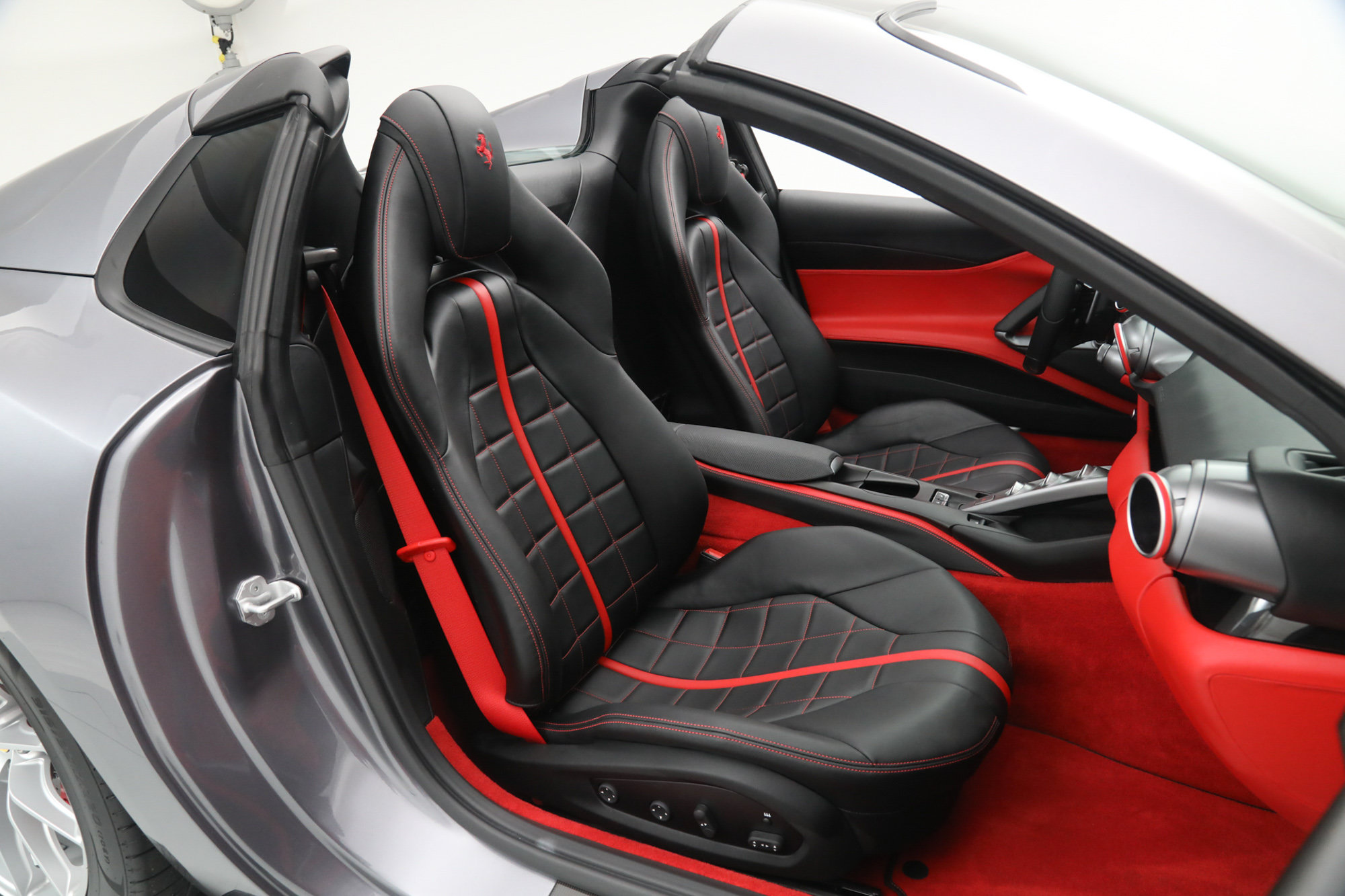 Certified 2021 Ferrari 812 GTS RWD image 23