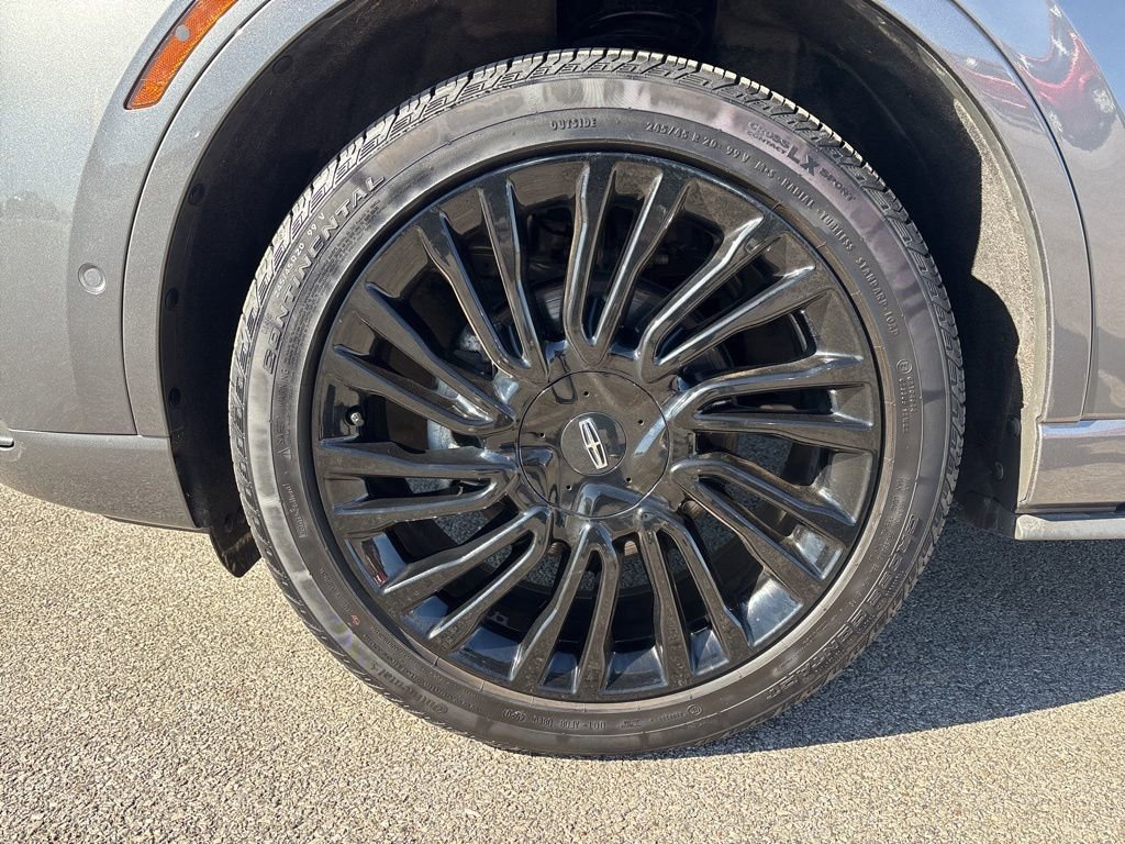 Used 2021 Lincoln Corsair Reserve image 12