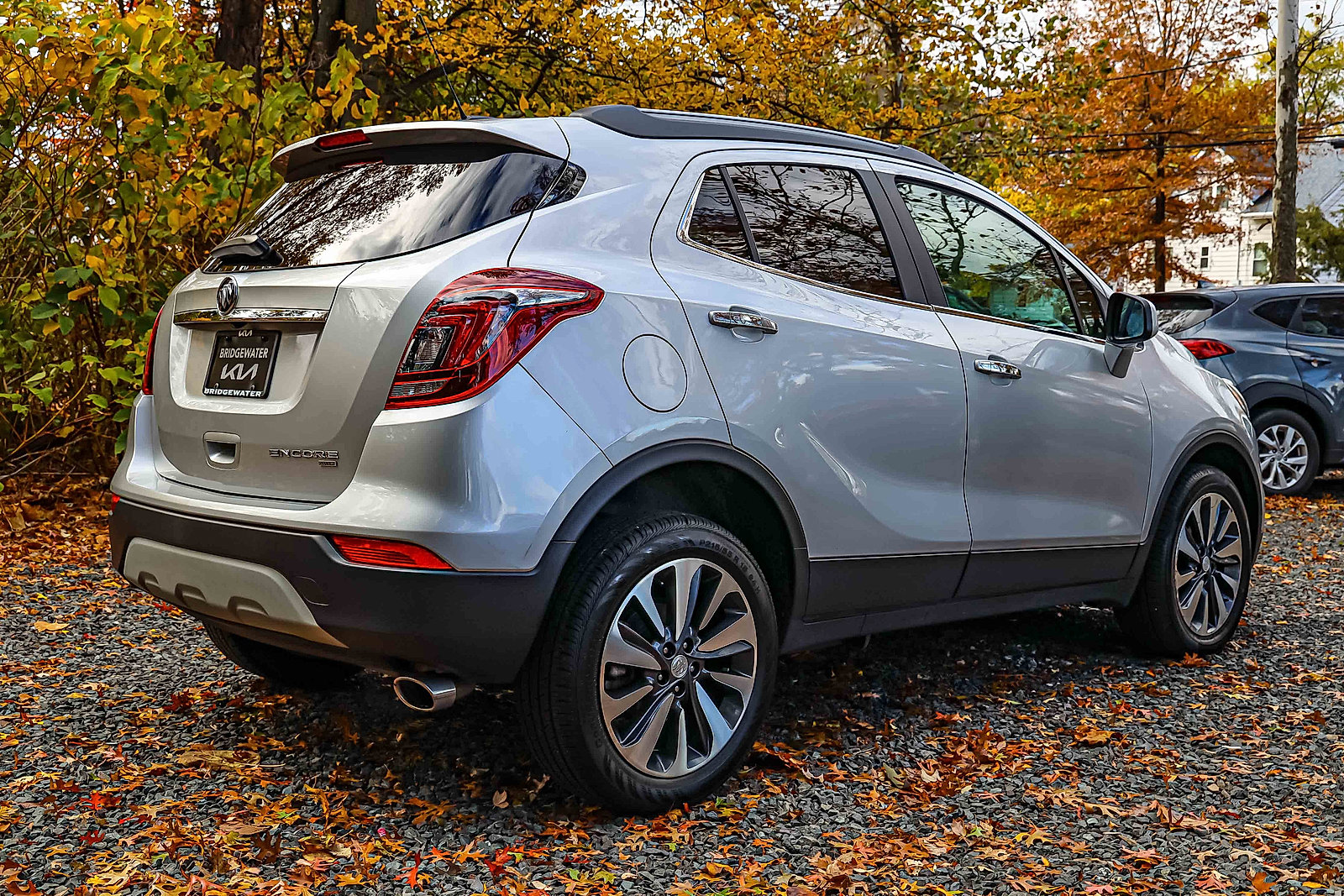 Used 2022 Buick Encore Preferred image 6