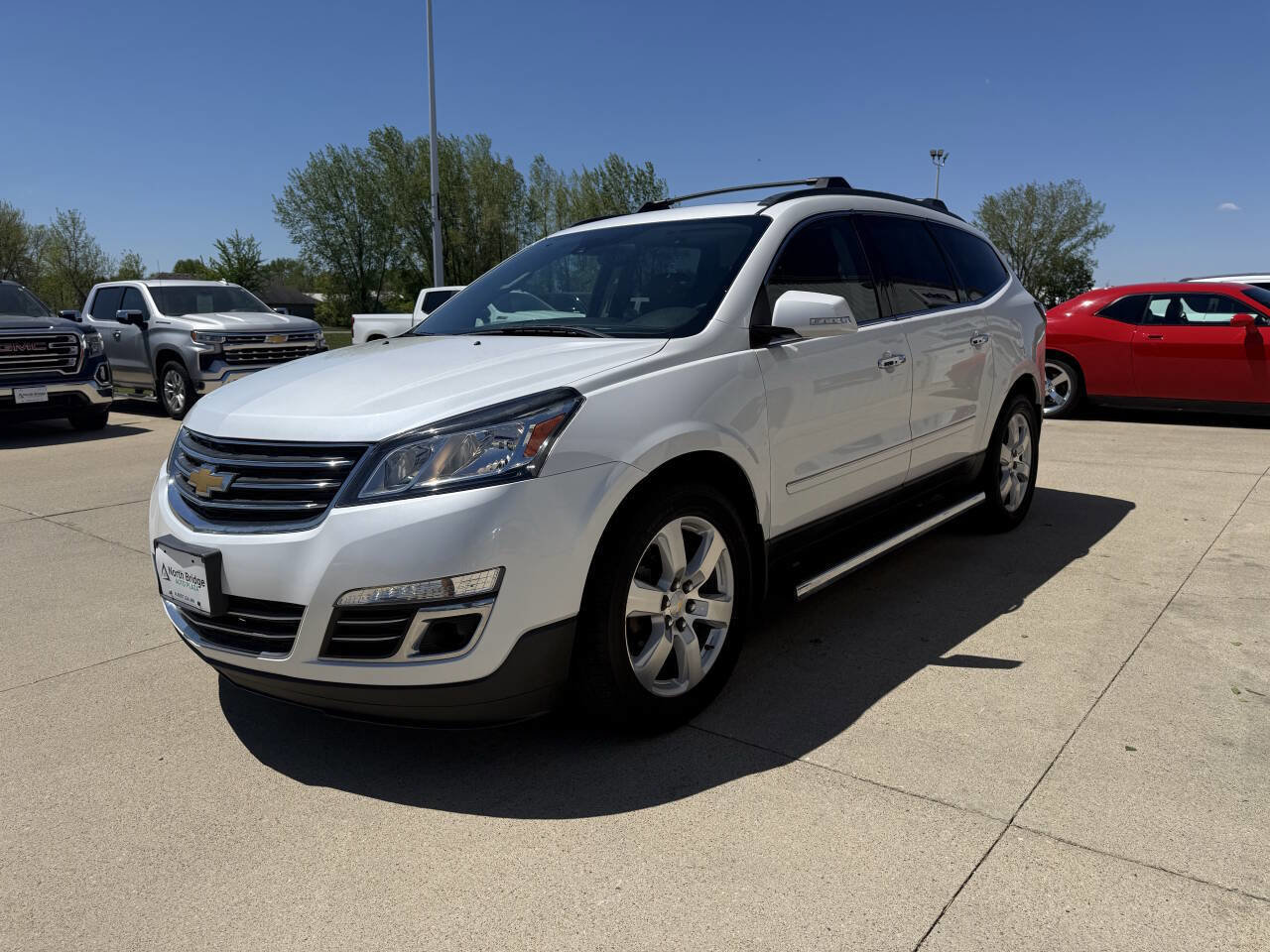 Used 2017 Chevrolet Traverse Premier w/ LPO, 'HIT The Road' Package AWD/4WD image 2