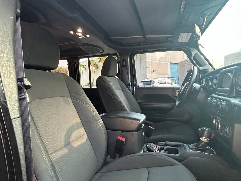 Used 2022 Jeep Wrangler Unlimited Sport AWD/4WD image 33