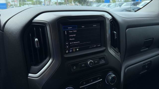 Used 2025 Chevrolet Silverado 1500 Custom w/ Turbomax Blackout Package RWD image 32