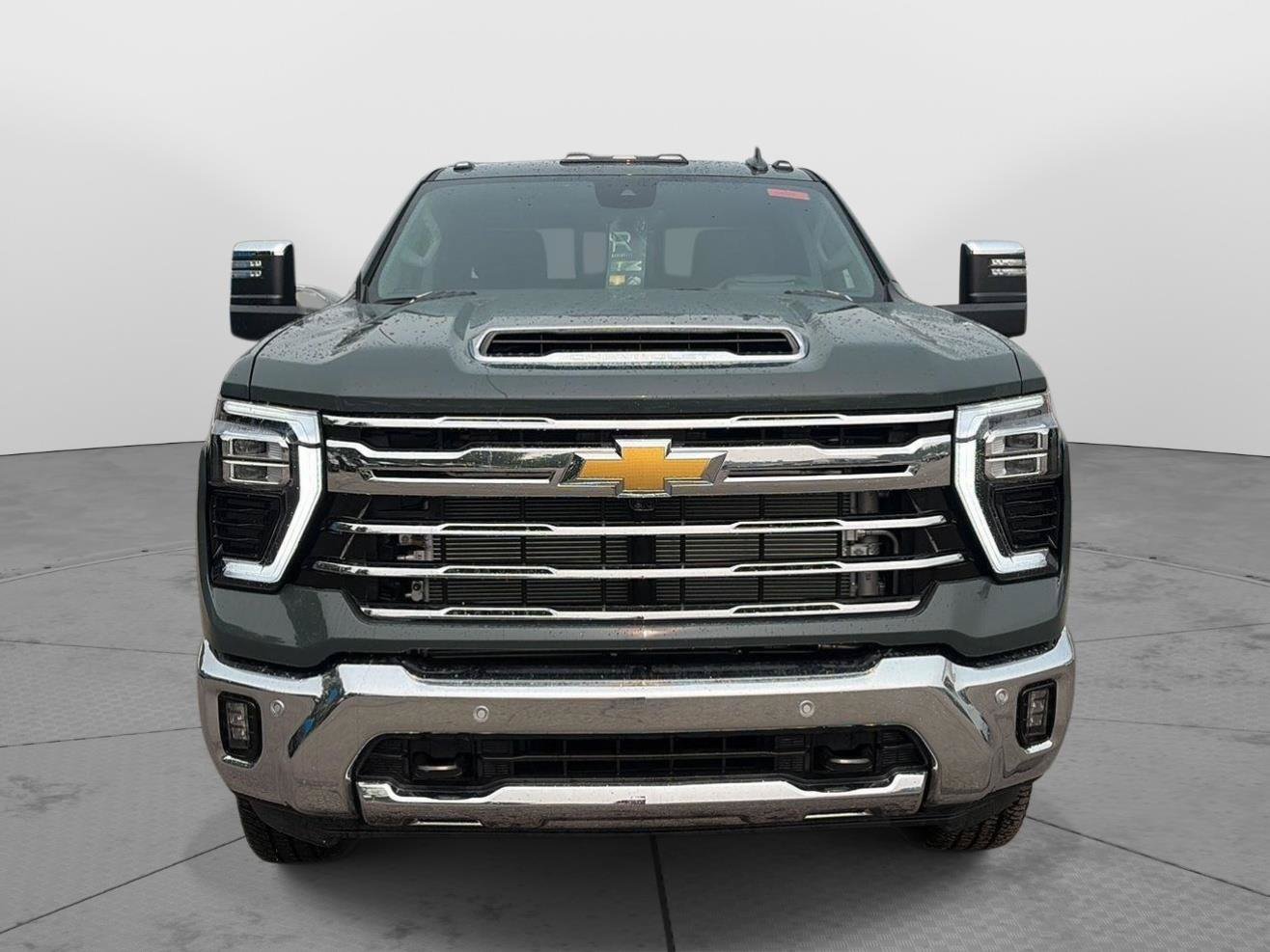 New 2026 Chevrolet Silverado 2500 LTZ w/ LTZ Premium Package AWD/4WD image 2