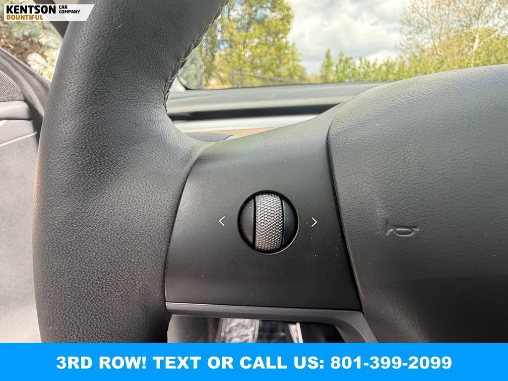 Used 2025 Tesla Model Y Long Range AWD/4WD image 18