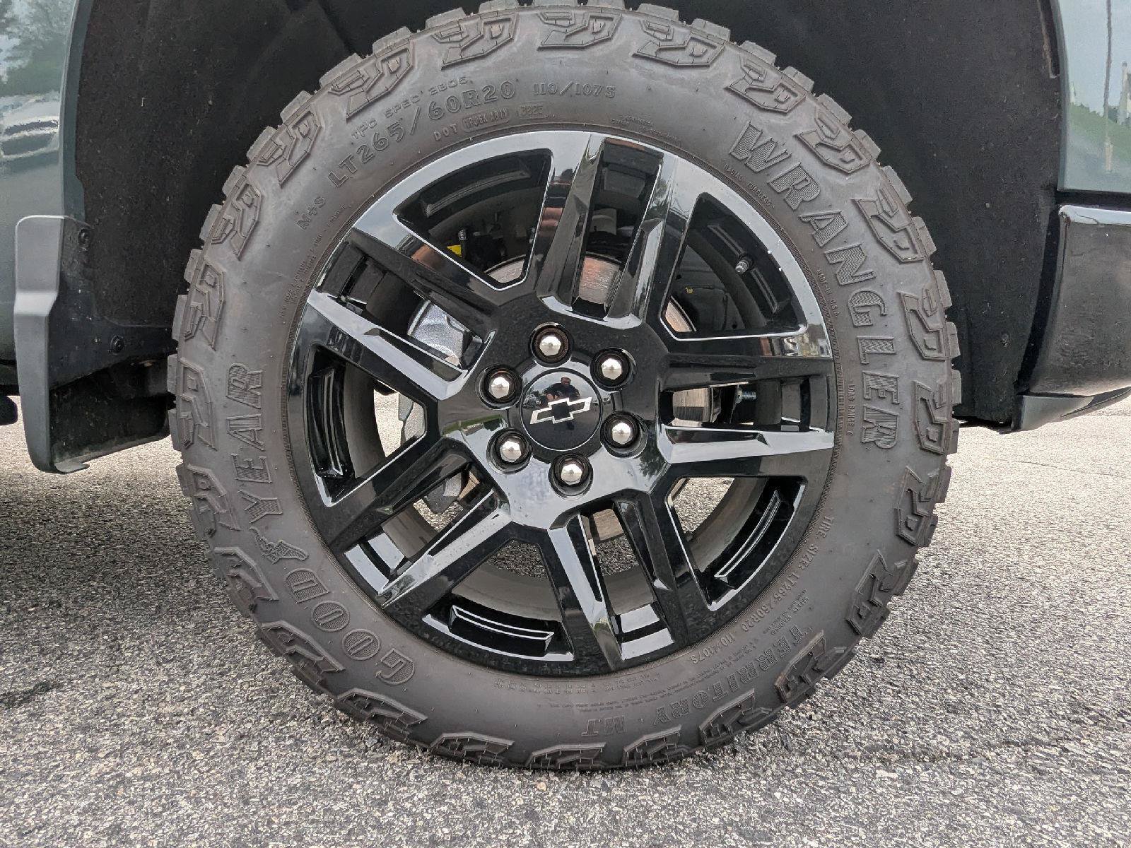 Used 2026 Chevrolet Silverado 1500 LT Trail Boss w/ Protection Package AWD/4WD image 9
