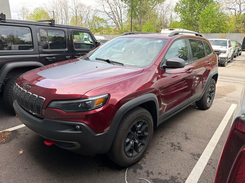 Used 2019 Jeep Cherokee Trailhawk w/ Cold Weather Group AWD/4WD image 4