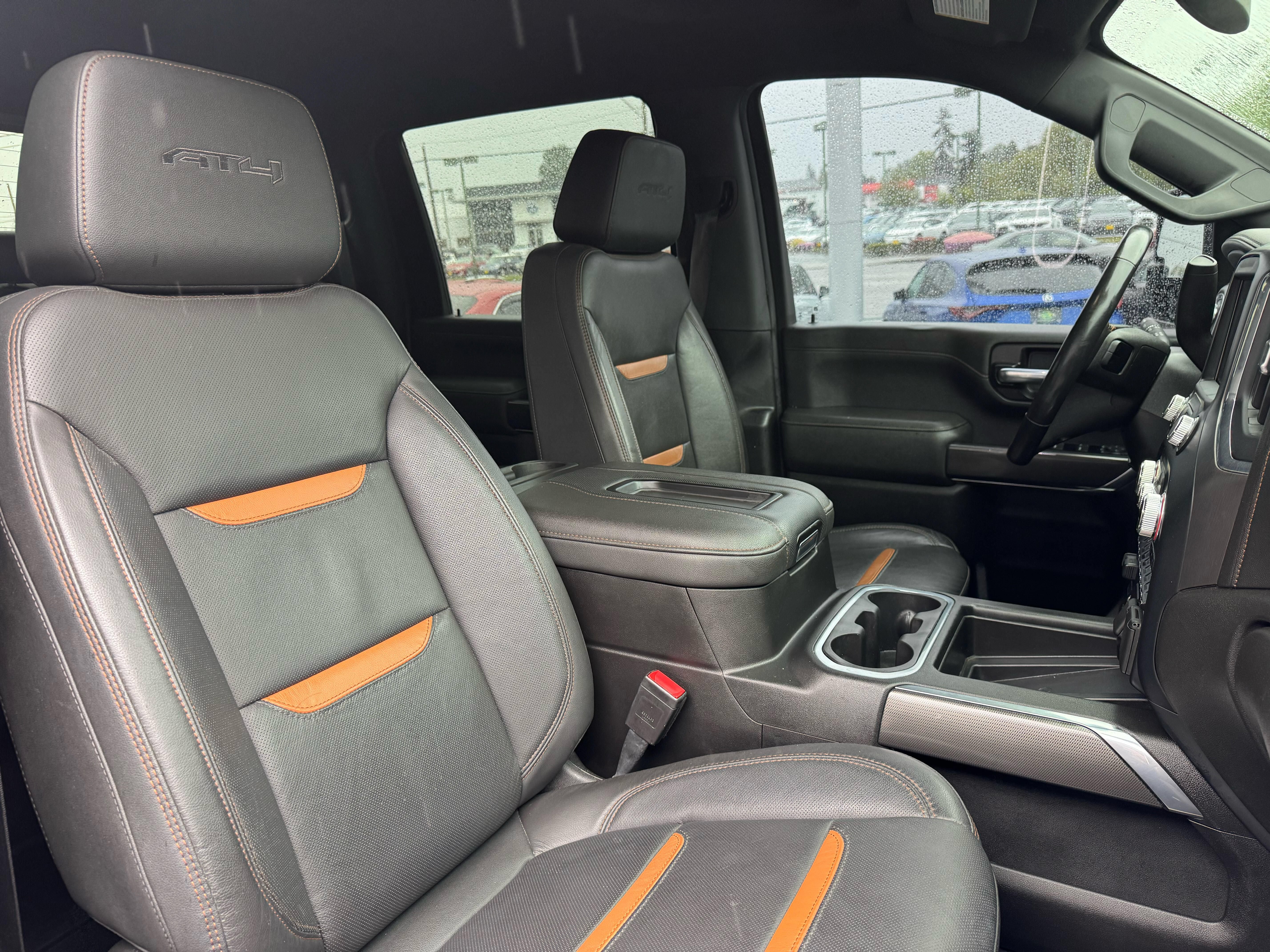 Used 2022 GMC Sierra 2500 AT4 w/ AT4 Preferred Package AWD/4WD image 19