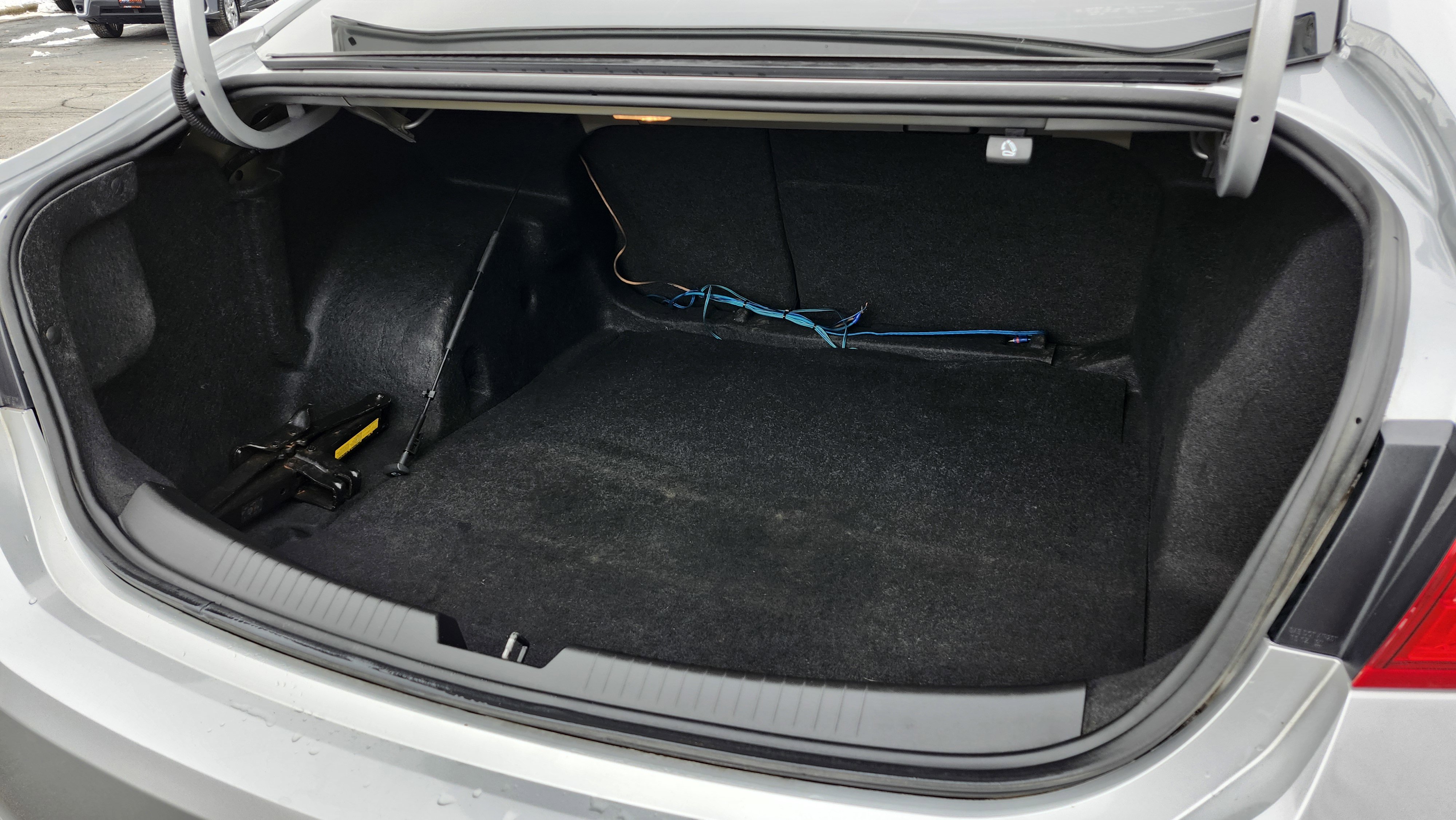 Used 2019 Chevrolet Malibu LS image 21