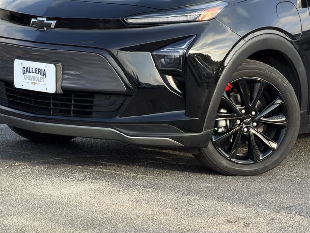 Certified 2023 Chevrolet Bolt EUV LT w/ Convenience Package FWD image 11