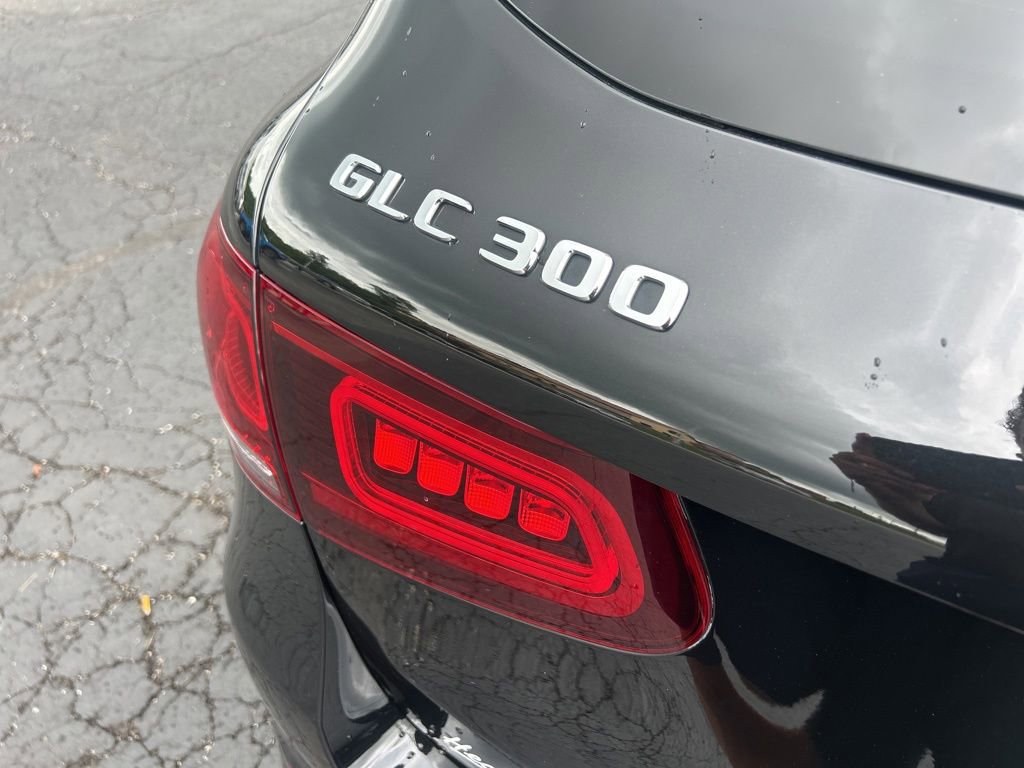 Used 2022 Mercedes-Benz GLC 300 4MATIC image 14