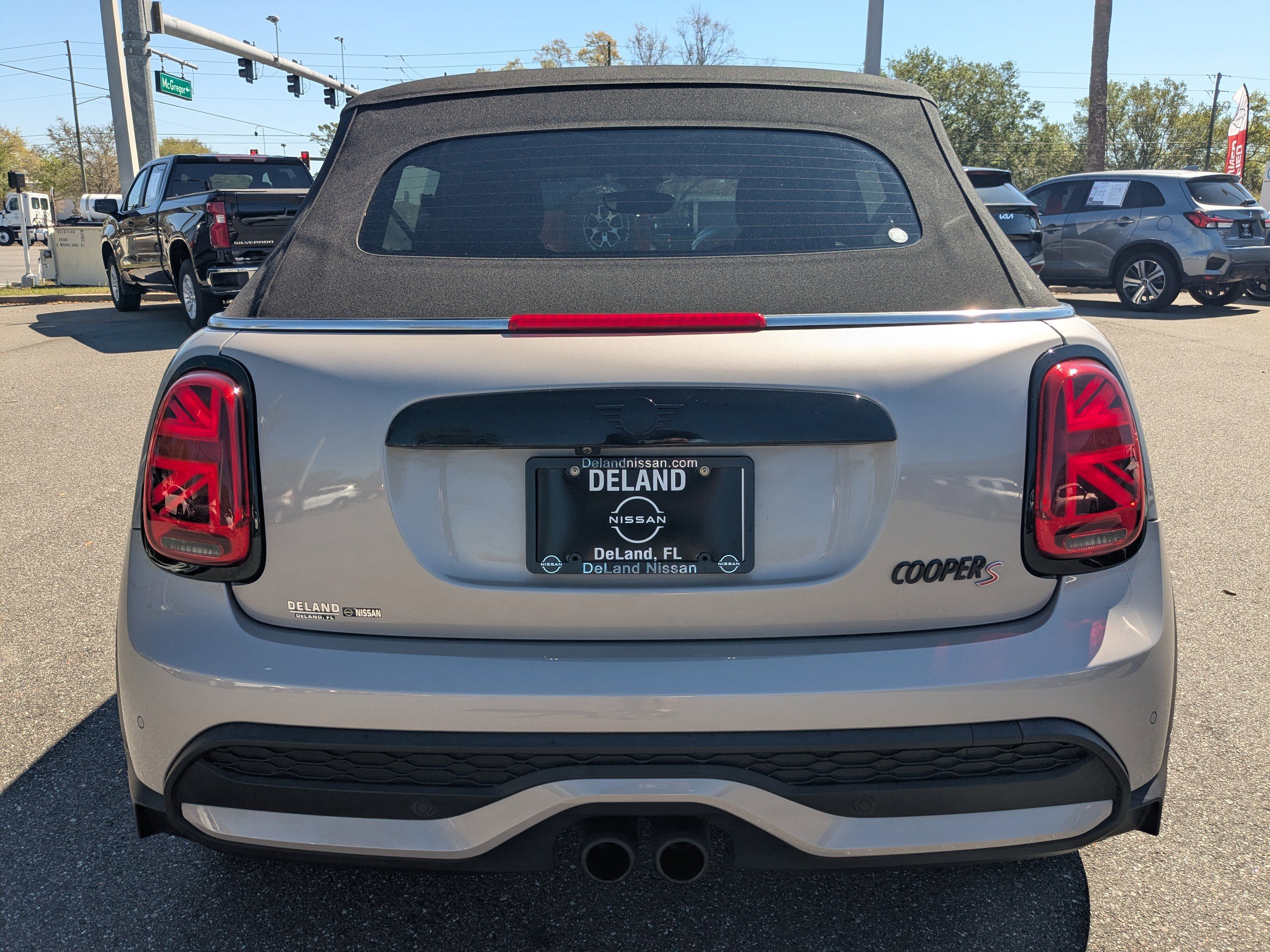 Used 2023 MINI Cooper S image 5